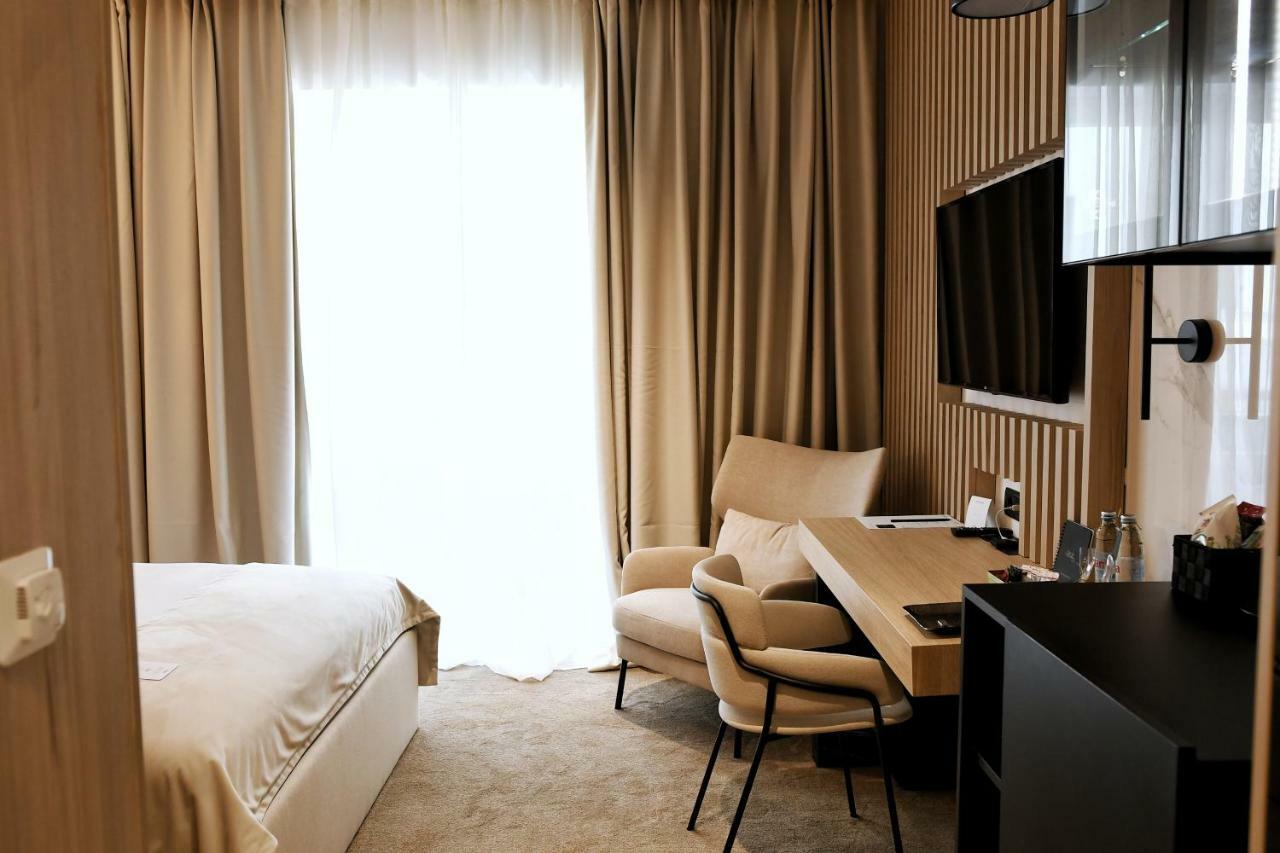 Pod Zidom Rooms Zagreb Bagian luar foto