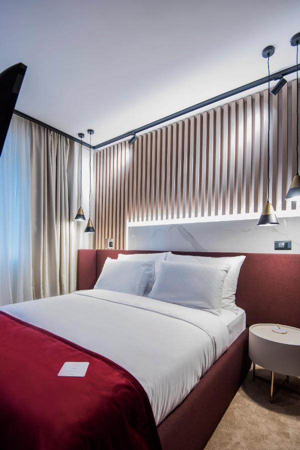 Pod Zidom Rooms Zagreb Bagian luar foto